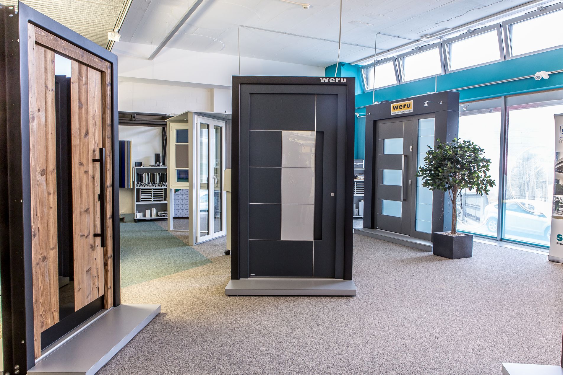 Bilder Steiner-Storen-Tore-Türen-Fenster AG