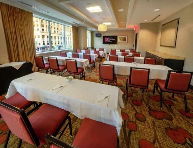 Images Hilton Garden Inn Buffalo Downtown