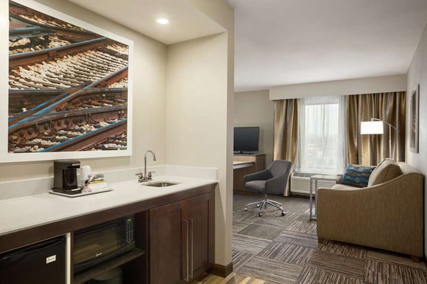 Images Hampton Inn & Suites Minooka