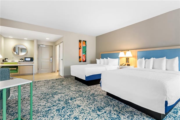 Images Hampton Inn & Suites St. Petersburg/Downtown