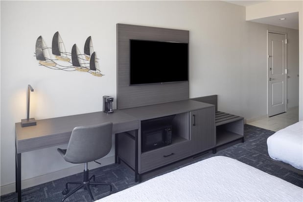 Images Hampton Inn & Suites Portsmouth Downtown