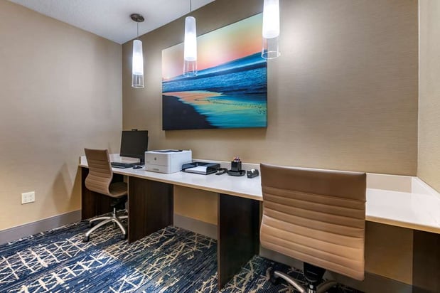 Images Best Western Plus Orlando East- UCF Area