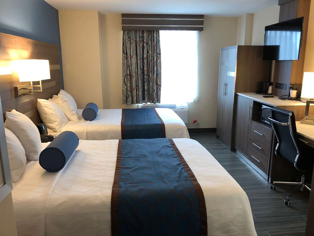 Double Double Guest Room