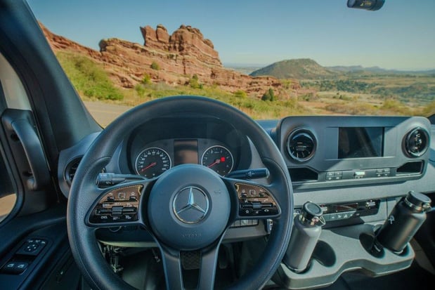 Images EarthShip Vans