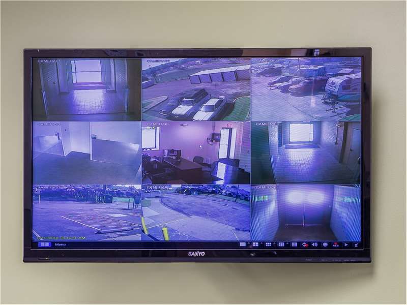 Security Screens - Extra Space Storage at 9435 Holmes Rd, Kansas City, MO 64131