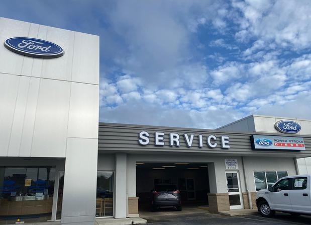 Images Capital Ford of Lillington