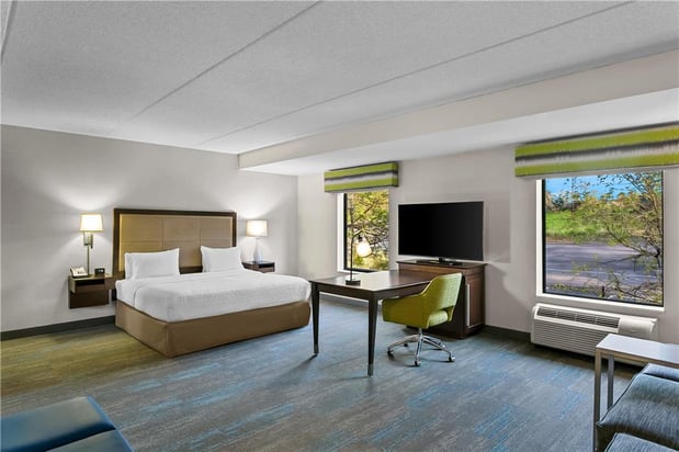 Images Hampton Inn & Suites Baltimore/Woodlawn