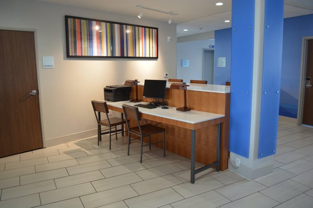 Images Holiday Inn Express & Suites Liberal by IHG