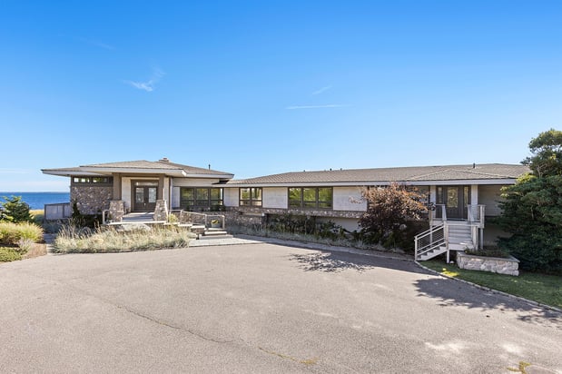 Images Edward Mulderrig Hampton’s Realtor