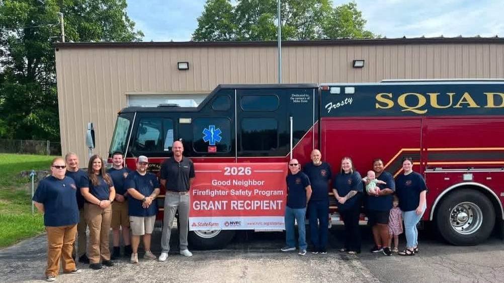 Big news! Etowah Rescue Squad and Rural Fire Department received a $10,000 State Farm grant to purchase two intercom systems with headsets. Congratulations, and thank you to the volunteers who serve our community!