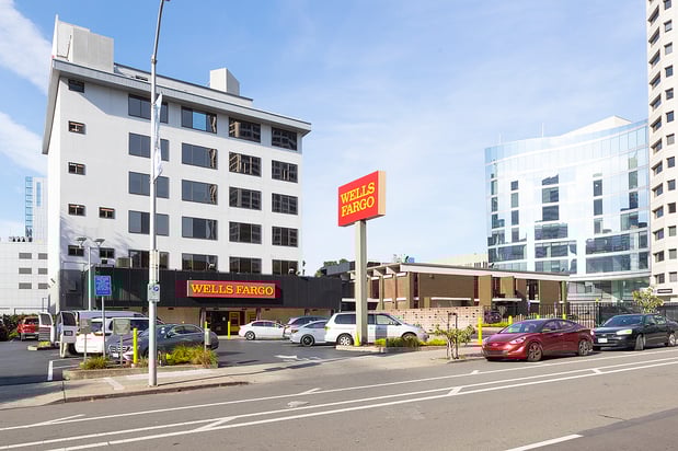 Images Wells Fargo Bank