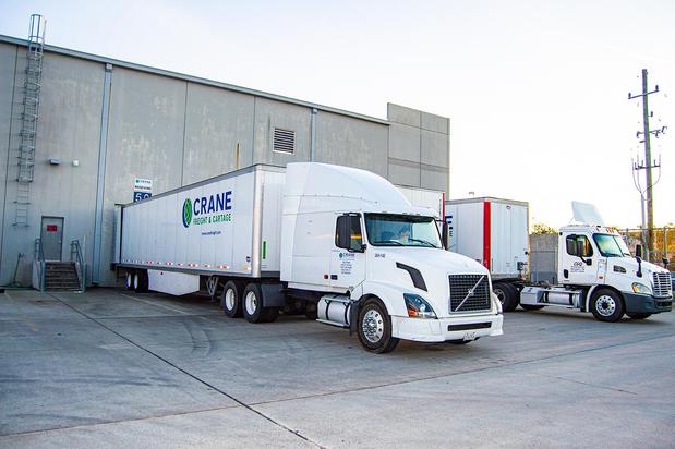 Images Crane Worldwide Logistics - HQ
