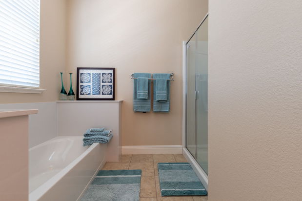 Images Monica Betancur, REALTOR | Compass