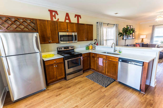 Images The Cottages at Lake Tamaha - Student Housing