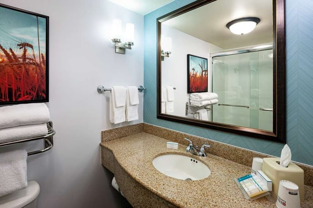 Images Hilton Garden Inn Omaha Downtown/Old Market Area