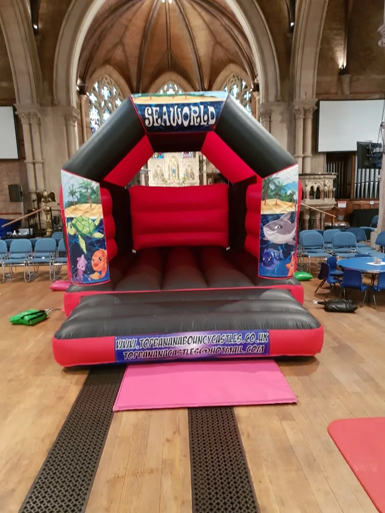 Images Top Banana Bouncy Castles
