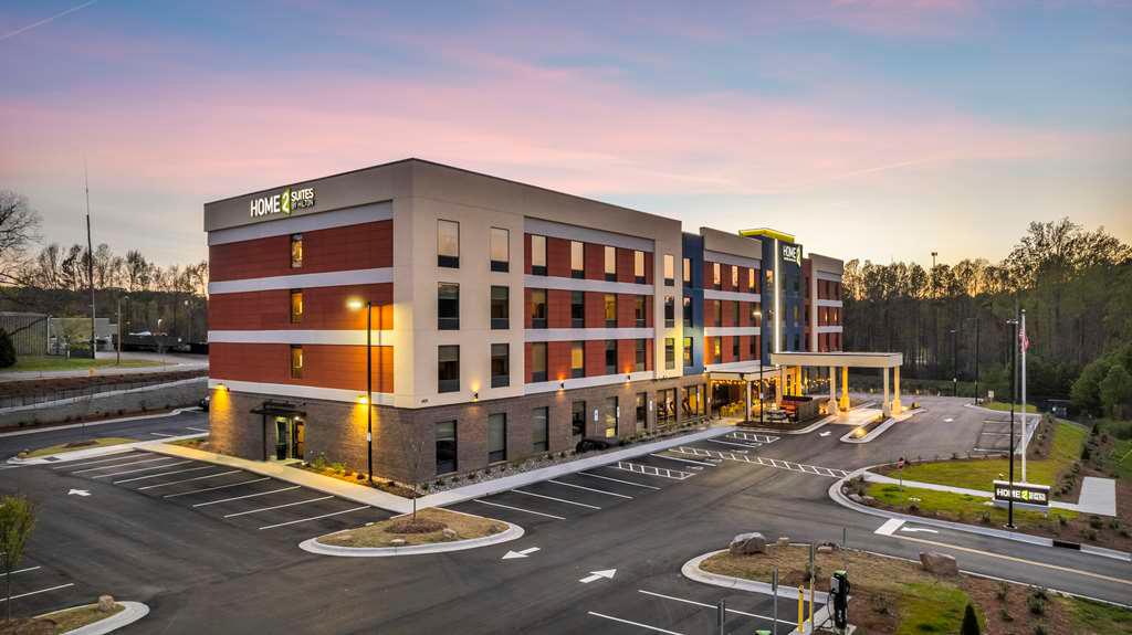 Home2 Suites by Hilton Raleigh State Arena - Raleigh, NC 27607 - (919)863-9330 | ShowMeLocal.com