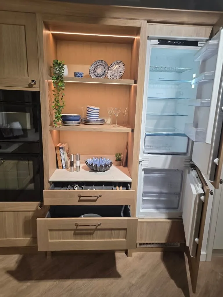 Images Grand Kitchens Bedrooms and Bathrooms Interiors UK Co