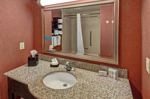 Images Hampton Inn Jacksonville-Anniston Area