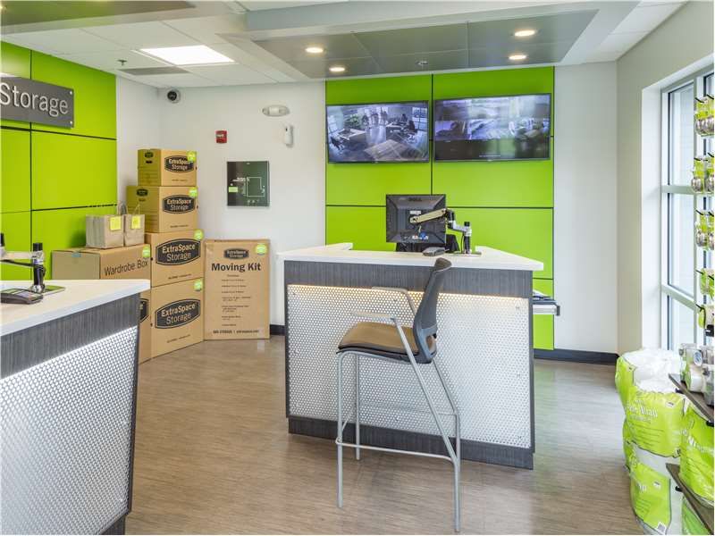 Office - Extra Space Storage at 1022 N Henry St, Alexandria, VA 22314