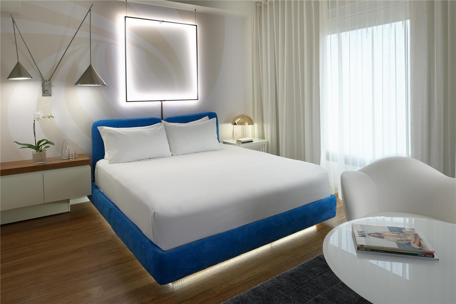 Guest room