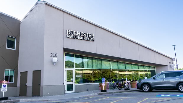 Images RRH Physical Therapy & Rehabilitation - Midtown Athletic Club