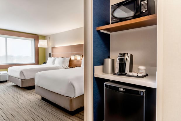 Images Holiday Inn Express & Suites Milwaukee – West Allis by IHG