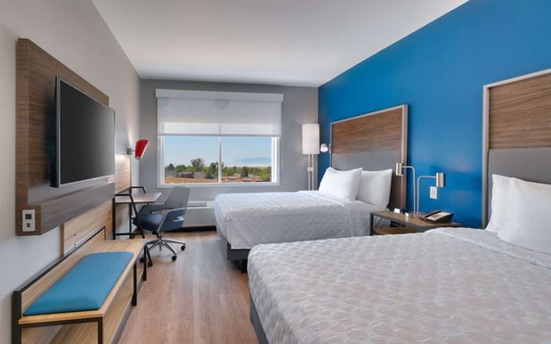 Images Tru by Hilton Clearfield Hill Air Force Base