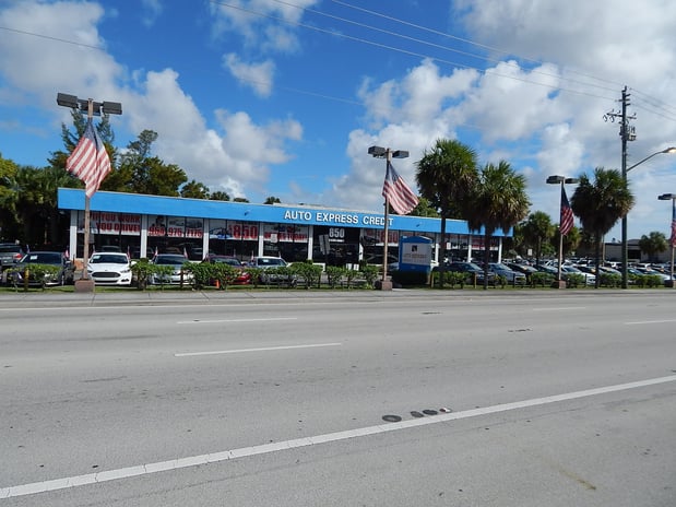 Images Auto Express Credit