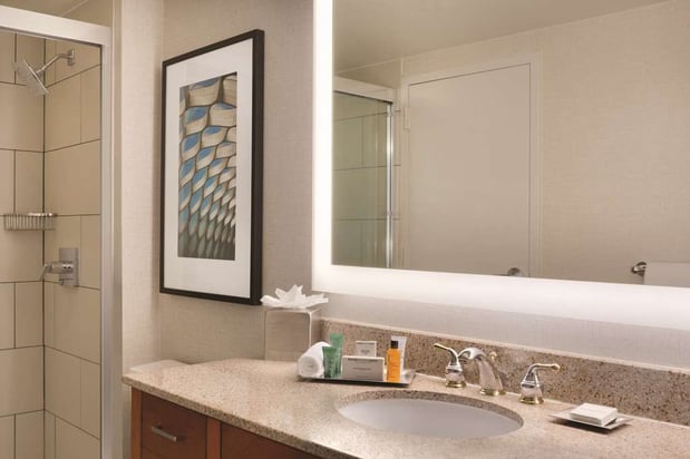 Images Hilton Chicago/Magnificent Mile Suites