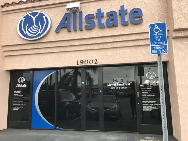 Images Lionel Sandoval: Allstate Insurance