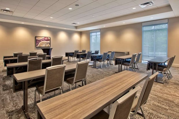 Images Hilton Garden Inn Columbus Easton