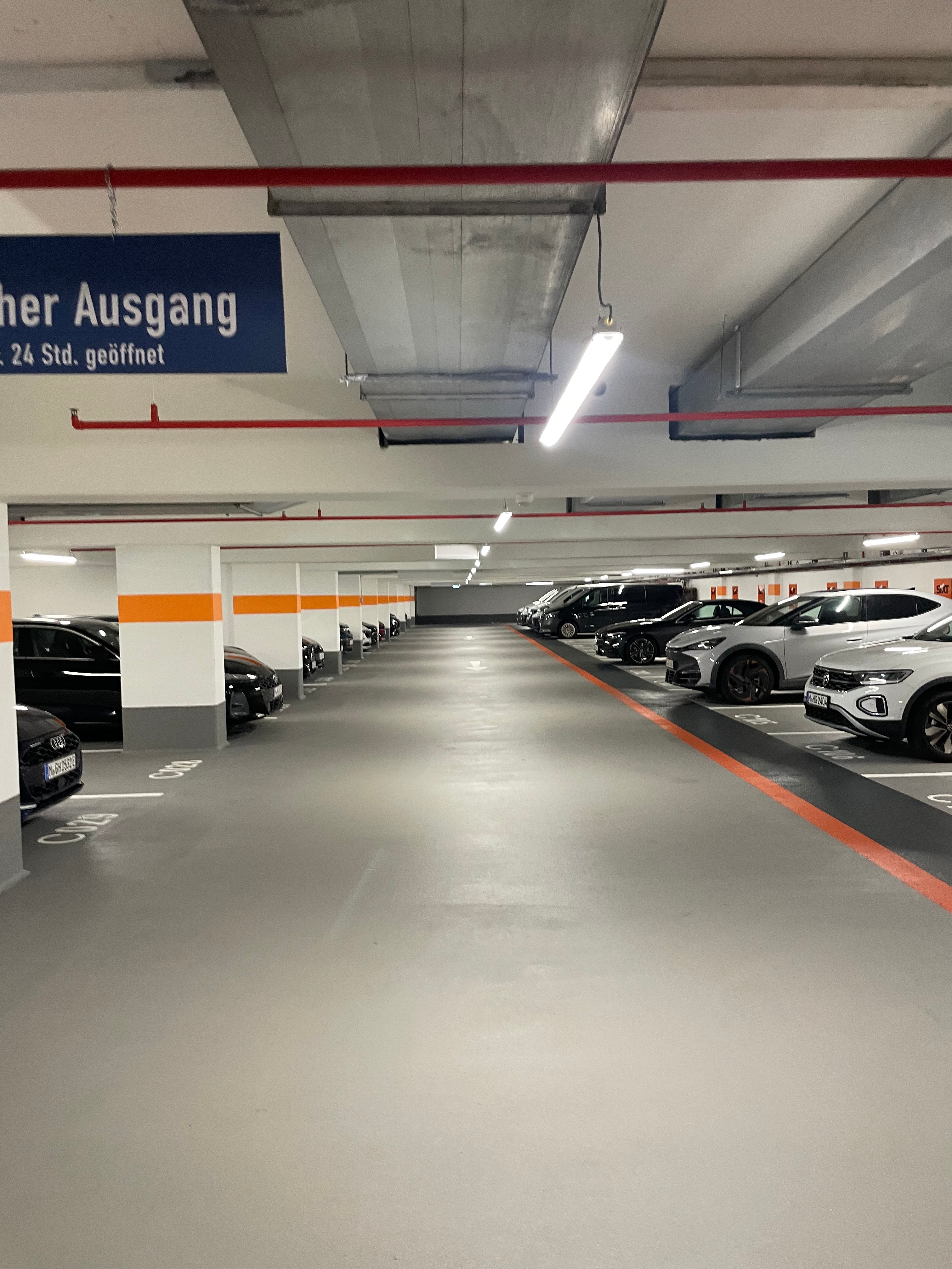 SIXT Autovermietung Stuttgart Zentrum, Lautenschlagerstr. 17 in Stuttgart