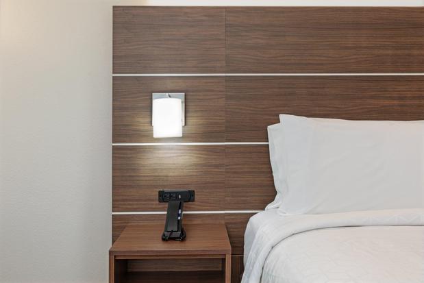 Images Holiday Inn Express & Suites Shreveport - West by IHG