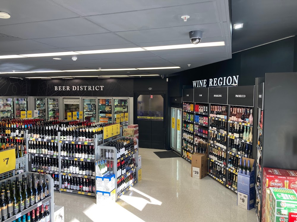 Images Liquorland St Clair