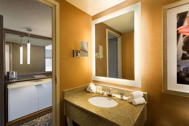 Images DoubleTree by Hilton Hotel Dallas - Campbell Centre