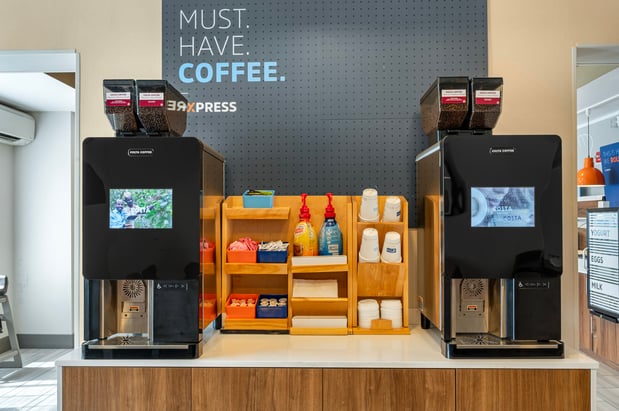 Images Holiday Inn Express & Suites Indianapolis - East by IHG