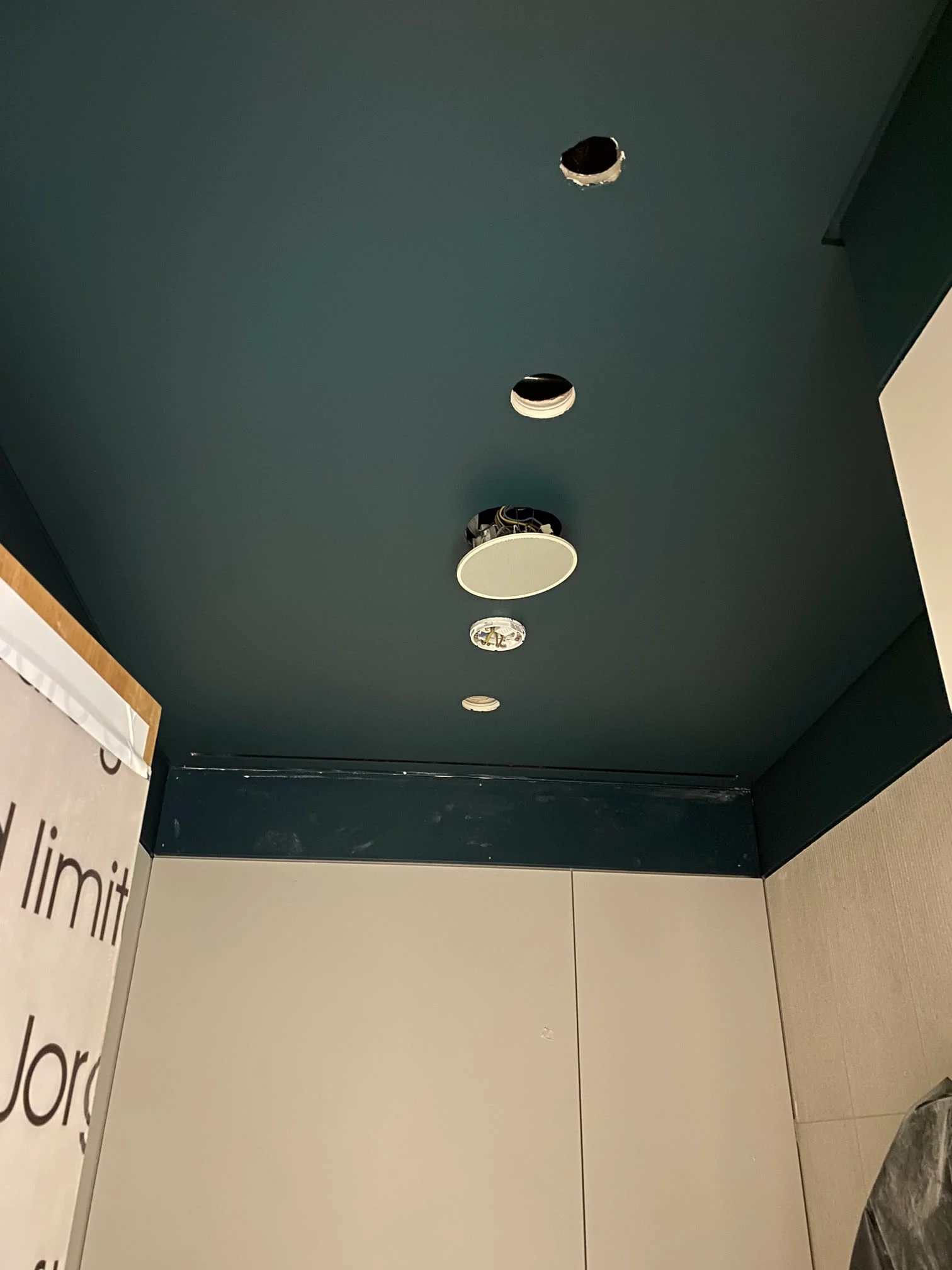 Images Vic's Decorators Ltd