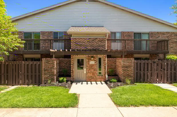 Images Deerfield Apartments