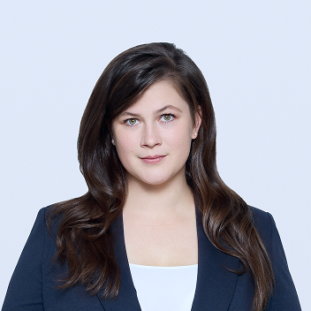 Nicole Keegan headshot.