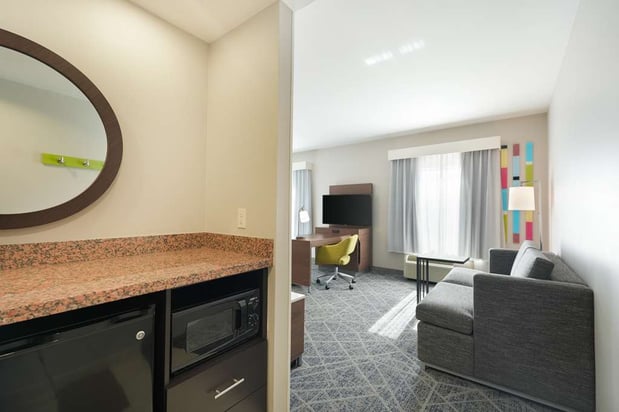Images Hampton Inn & Suites Tulsa/Central