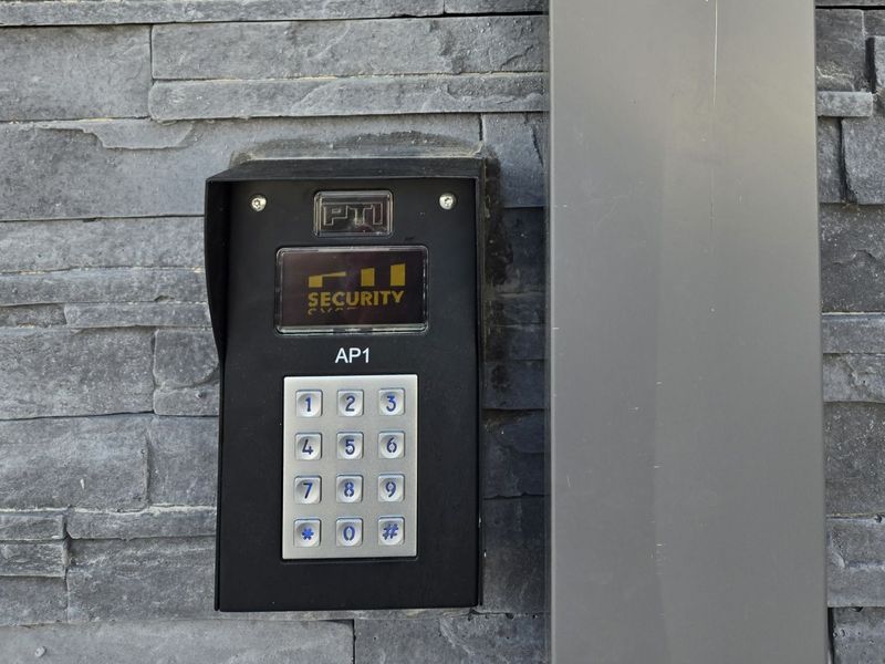 Images Extra Space Storage