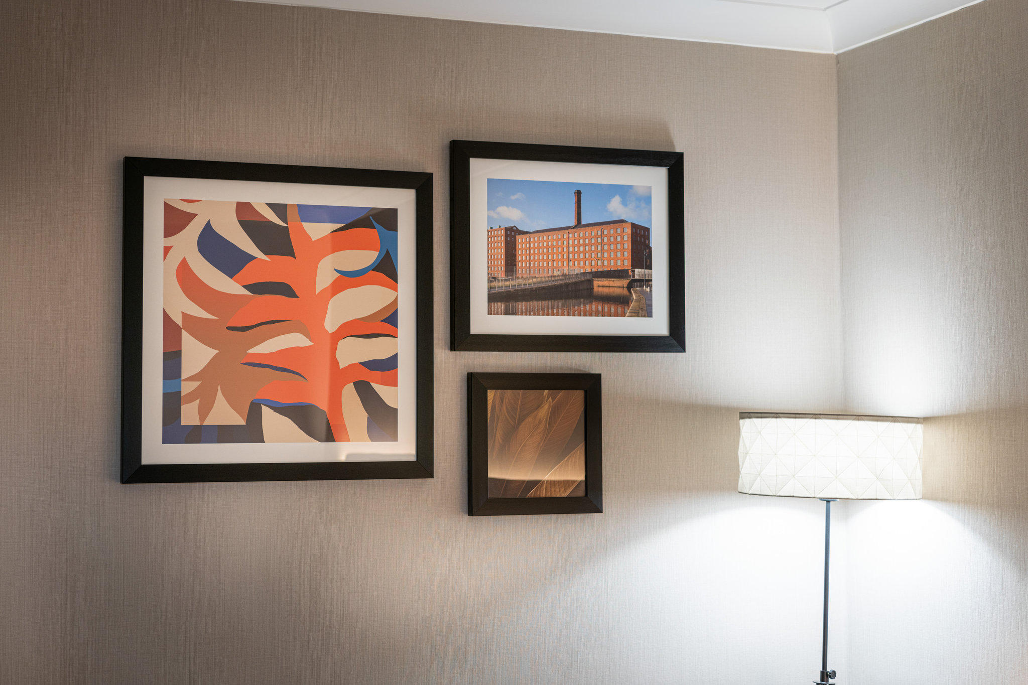 Images Holiday Inn Manchester - Oldham, an IHG Hotel