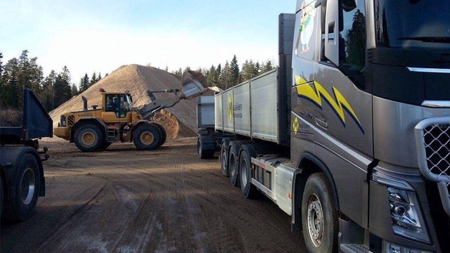 Images Henrikssons Grus AB