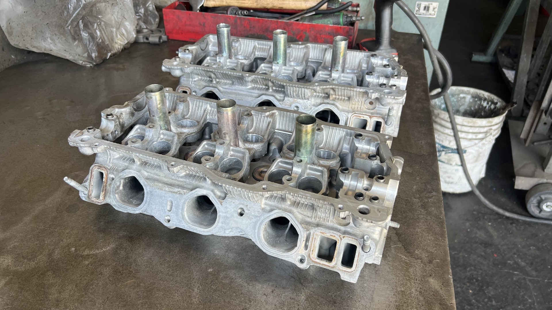 Engine Rebuild-Discount Cylinder Heads