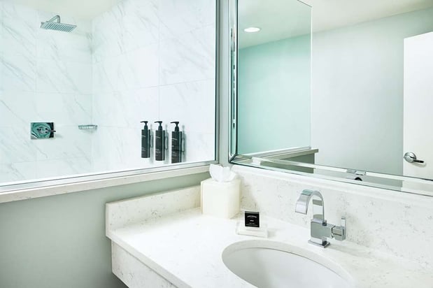 Images Redmont Hotel Birmingham, Curio Collection by Hilton