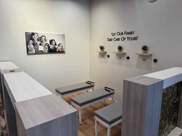 Images 100% Chiropractic Austin Rosedale