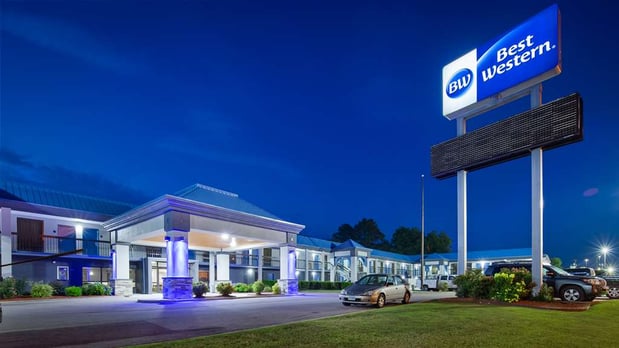 Images Best Western Emporia