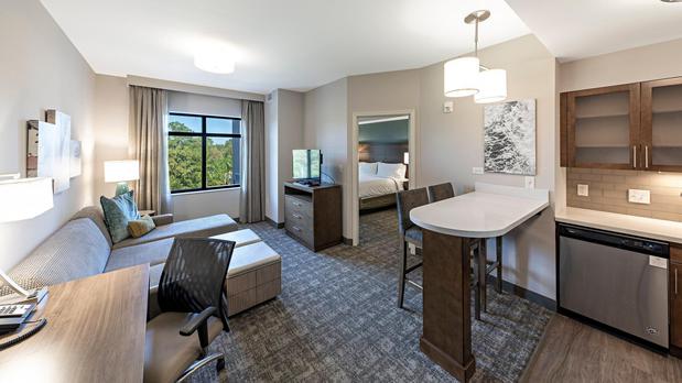 Images Staybridge Suites Naples - Marco Island by IHG