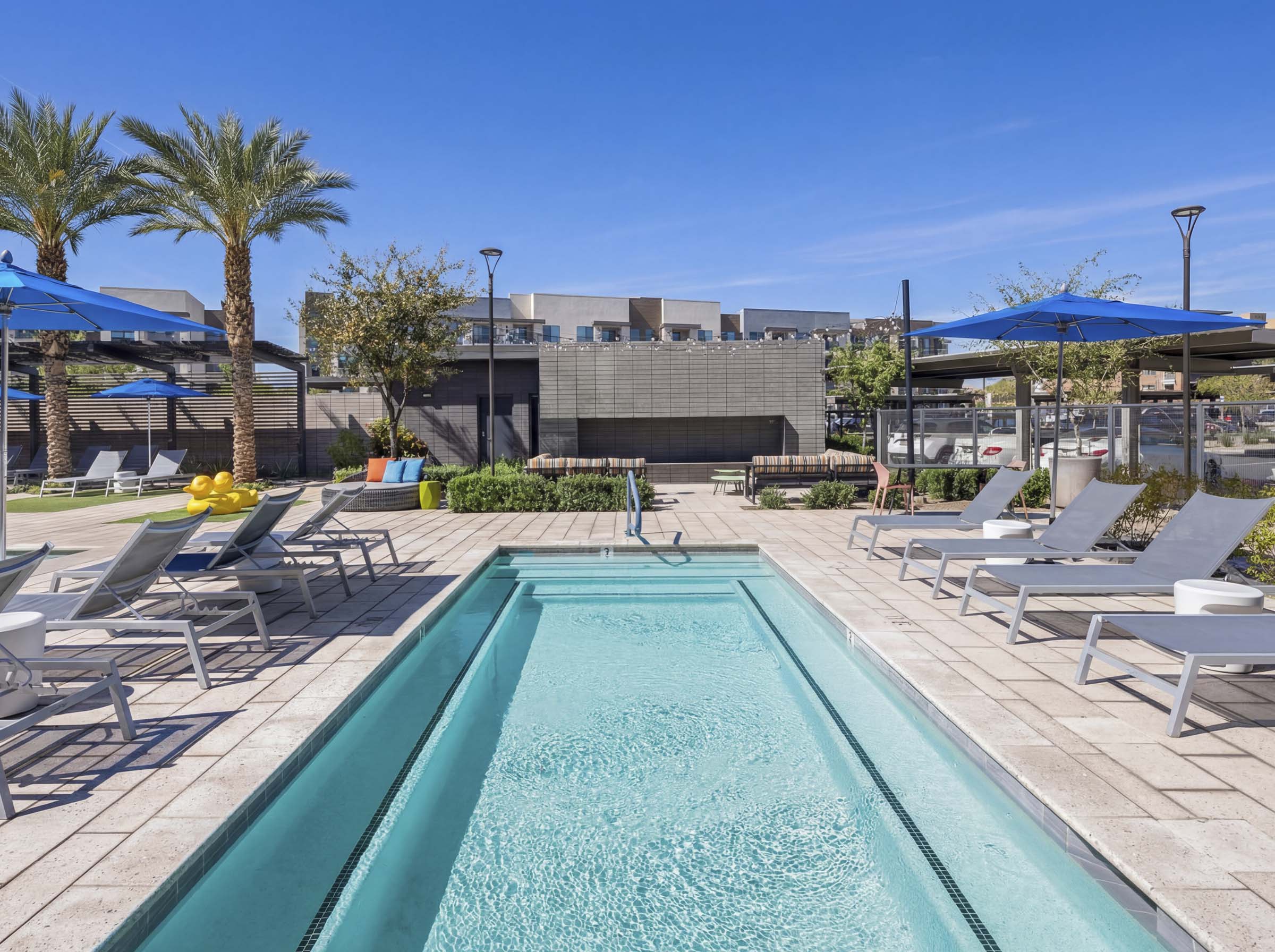 camden-tempe-west-apartments-tempe-az-large-hot-tub